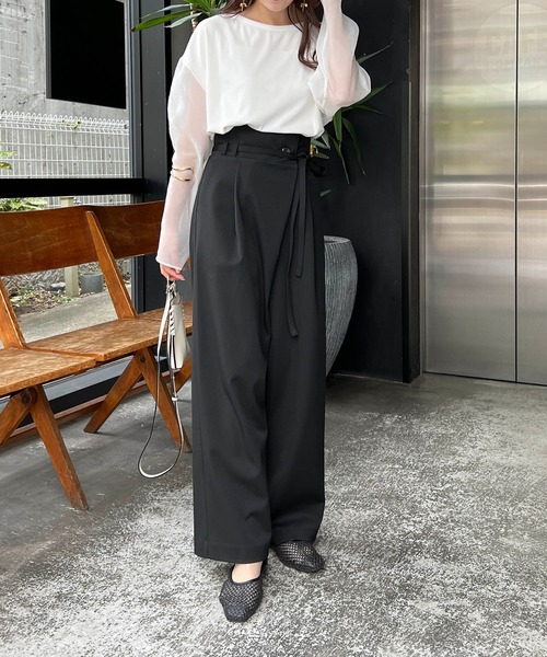 CAPRICIEUX LE'MAGE(カプリシューレマージュ)の「シアースリーブリブTシャツ(Tシャツ/カットソー・レディース・ブラック/ホワイト/ベージュ・FREE)」の11枚目の写真