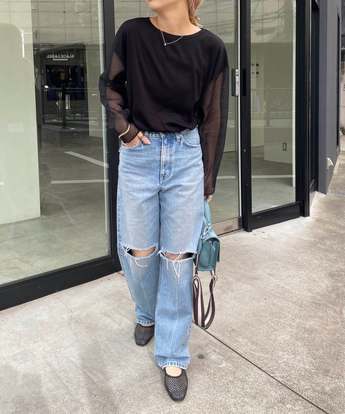 CAPRICIEUX LE'MAGE(カプリシューレマージュ)の「シアースリーブリブTシャツ(Tシャツ/カットソー・レディース・ブラック/ホワイト/ベージュ・FREE)」の21枚目の写真