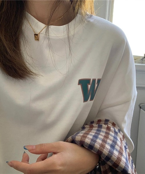 Chaco closet(チャコ クローゼット)の「オーバーサイズエンブレムバックプリントTシャツ(Tシャツ/カットソー・レディース・グレー/ホワイト/ピンク・FREE)」の5枚目の写真