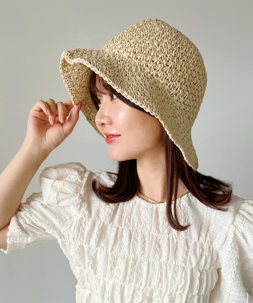 CLEA（クレア）の「シンプルつば広ペーパー雑材ハット（ハット・レディース・ベージュ/アイボリー・FREE）」の7枚目の写真