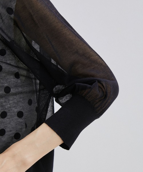 SALON adam et rope'（サロン アダム エ ロペ）の「コットンシアークルーネック2WAYカーディガン（カーディガン/ボレロ・レディース・ブラック/ライトグレー/グリーン・FREE）」の11枚目の写真