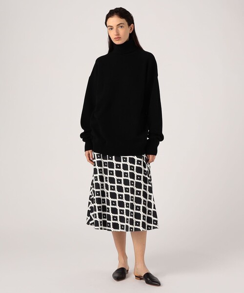 Max Mara（マックスマーラ）の「■展開不可　MaxMara ジオメトリックプリント フレアスカート（スカート・レディース・ブラック系その他・38）」の5枚目の写真