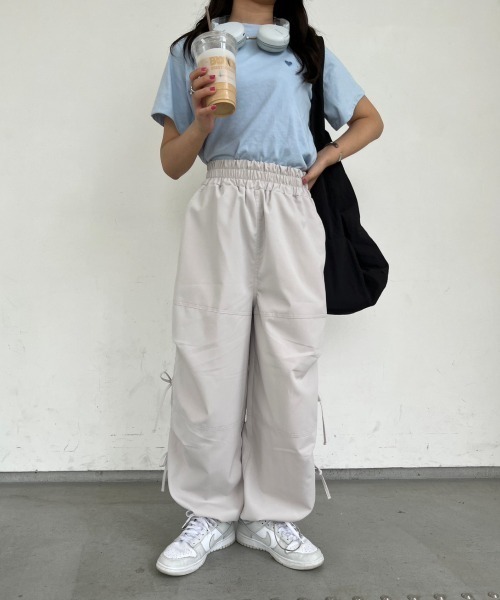nemne store バックリボンサイドカットワイドデニム ブラック バックリボンサイドカットワイドデニム（デニムパンツ）｜nemne