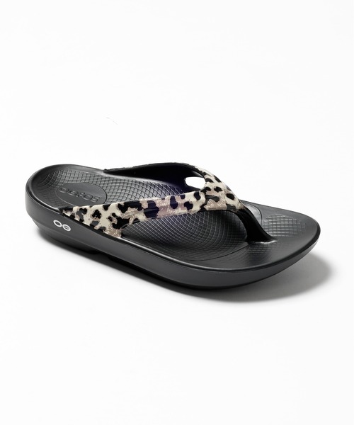 OOFOS(ウーフォス)の「【HEREIAM】OOFOS(ウーフォス)OOlala Limited(サンダル・レディース・ブラウン系その他・X-SMALL/SMALL/MEDIUM)」の2枚目の写真