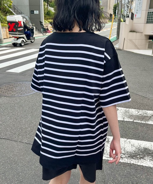 MONT KEMMEL(モンケメル)の「【 MONT KEMMEL / モンケメル 】オーバーサイズ バスクTシャツ 半袖 BASQUE SH SS(Tシャツ/カットソー・レディース・グリーン/ホワイト/ターコイズブルー/オレンジ/ブルー/ブラック・36)」の1枚目の写真