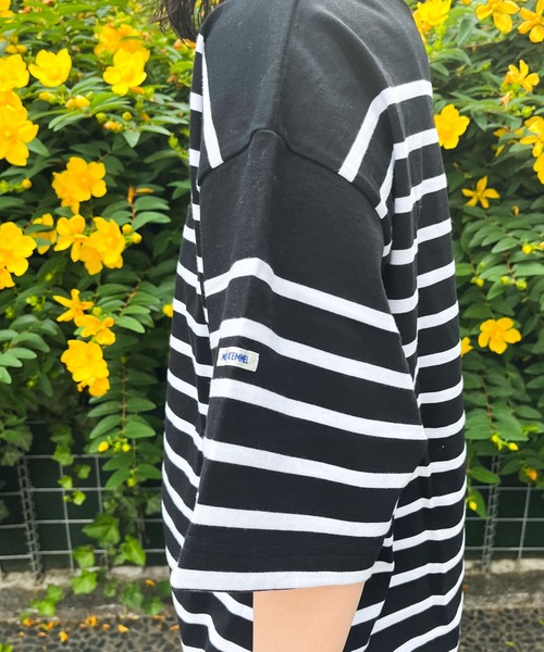 MONT KEMMEL(モンケメル)の「【 MONT KEMMEL / モンケメル 】オーバーサイズ バスクTシャツ 半袖 BASQUE SH SS(Tシャツ/カットソー・レディース・グリーン/ホワイト/ターコイズブルー/オレンジ/ブルー/ブラック・36)」の14枚目の写真