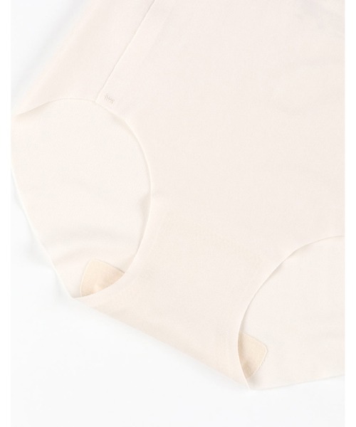 WACOAL（ワコール）の「「GOCOCi ゴコチ」　ショーツ（ショーツ・レディース・グレー/グレー系その他/ベージュ系その他/アイボリー/ブラウン系その他/ピンク/サーモンピンク・M/L）」の9枚目の写真