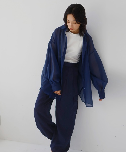 hellam(へラム)の「サテンカーゴパンツ(カーゴパンツ・レディース・アイボリー/ネイビー/グレイッシュベージュ/ブラック・FREE)」の1枚目の写真