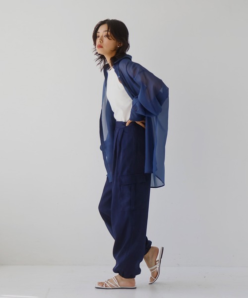 hellam(へラム)の「サテンカーゴパンツ(カーゴパンツ・レディース・アイボリー/ネイビー/グレイッシュベージュ/ブラック・FREE)」の9枚目の写真