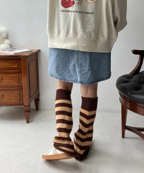 AS KNOW AS plus（アズノゥアズプラス）の「ニットレッグカバー（レッグウォーマー・レディース・グレー系その他/ホワイト/ブラウン系その他/ベージュ/ホワイト系その他/ブラック・FREE）」の20枚目の写真