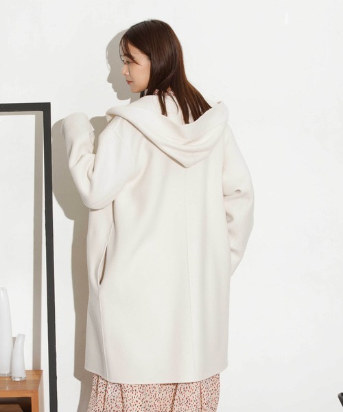 NANO universe（ナノユニバース）の「スーパー140ウールリバーフードコート（その他アウター・レディース・ブラック/アイボリー/ライトグリーン・S/M）」の6枚目の写真