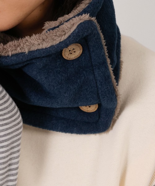 emesuelee（エメスーリー）の「フリース×シープ ボタン付ネックウォーマー（ネックウォーマー/スヌード・レディース・グレー/グレイッシュベージュ/ネイビー・フリー）」の8枚目の写真