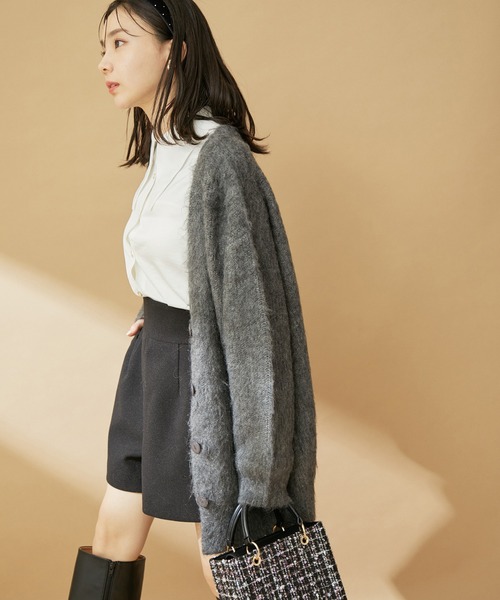 VIS(ビス)の「毛混Vネックシャギーカーディガン(カーディガン/ボレロ・レディース・チャコールグレー/ブルー系その他4/オフホワイト・FREE)」の18枚目の写真