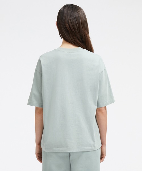 NEW BALANCE(ニューバランス)の「NB Essentials Linear Heritage オーバーサイズ ショートスリーブTシャツ(Tシャツ/カットソー・レディース・モスグリーン/ブラック/ホワイト・X-LARGE/LARGE/SMALL/MEDIUM)」の16枚目の写真