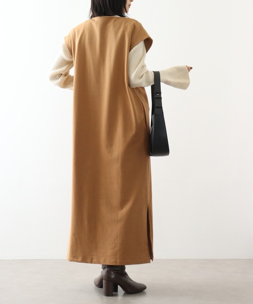 atONE(アットワン)の「atONE キーネックロングワンピース(ワンピース・レディース・キャメル/ブラック/チャコールグレー・4L~5L/M~L/LL~3L)」の16枚目の写真
