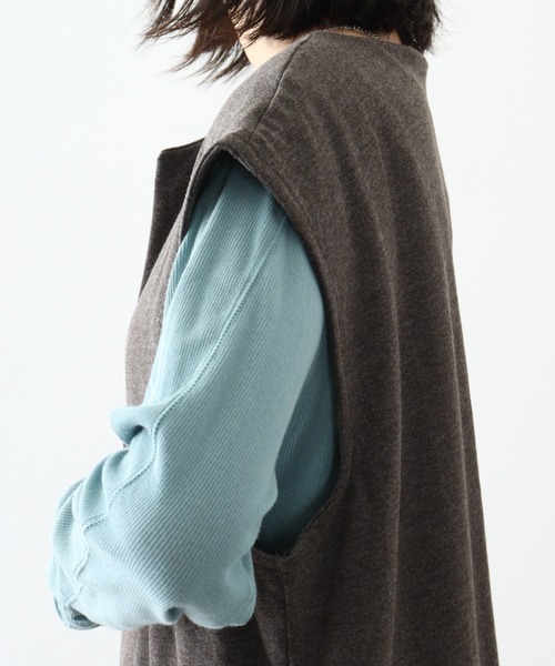 atONE(アットワン)の「atONE キーネックロングワンピース(ワンピース・レディース・キャメル/ブラック/チャコールグレー・4L~5L/M~L/LL~3L)」の22枚目の写真