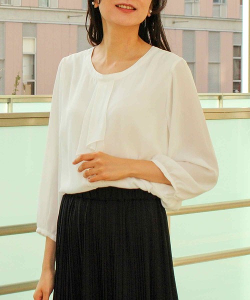 fleur by mint breeze(フルールバイミントブリーズ)の「【L~6L 大きいサイズ】【セレモニー】 ジョーゼット フリルタイ ブラウス(シャツ/ブラウス・レディース・ピンク/オフホワイト・5L/6L/LL/3L/4L/L)」の4枚目の写真