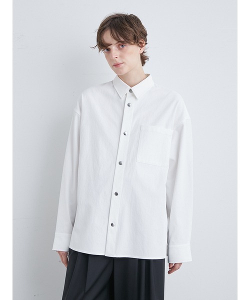 MIESROHE（ミースロエ）の「sustainableテントラインオーバー