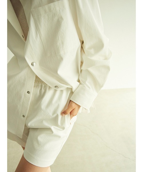 MIESROHE（ミースロエ）の「sustainableテントラインオーバーサイズ