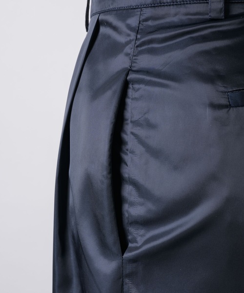 yae（ヤエ）の「Shiny pants/シャイニーパンツ（その他パンツ・レディース・シルバー/ネイビー/ゴールド・36/38）」の7枚目の写真