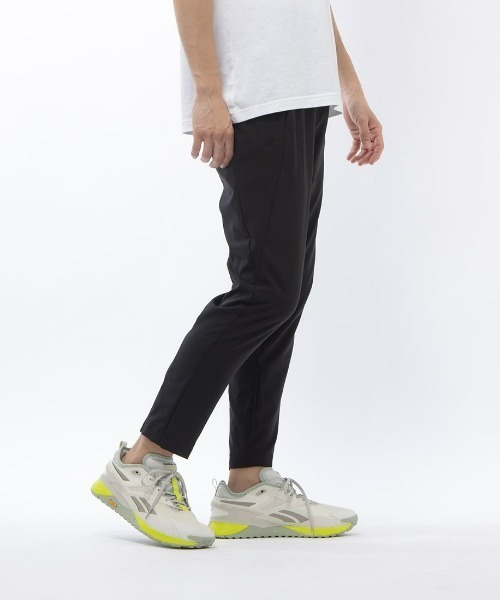 Reebok(リーボック)の「ウーブン トラックスター パンツ / WOR WOVEN TRACKSTER PANT(その他パンツ・メンズ・ブラック/グレー・LARGE/MEDIUM/SMALL/XX-LARGE/X-LARGE)」の15枚目の写真