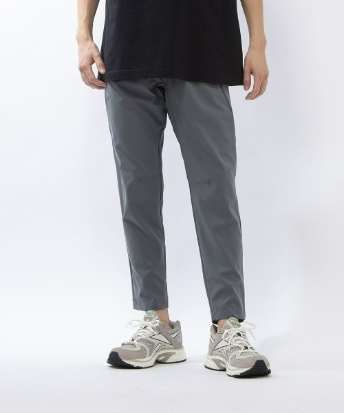 Reebok(リーボック)の「ウーブン トラックスター パンツ / WOR WOVEN TRACKSTER PANT(その他パンツ・メンズ・ブラック/グレー・LARGE/MEDIUM/SMALL/XX-LARGE/X-LARGE)」の19枚目の写真