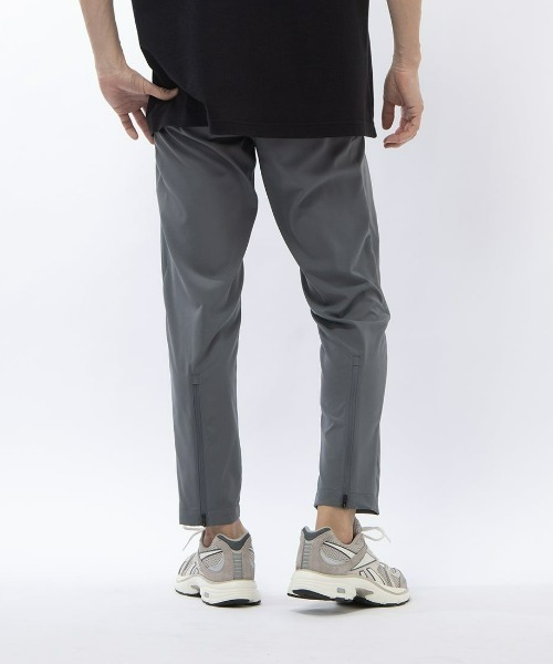 Reebok(リーボック)の「ウーブン トラックスター パンツ / WOR WOVEN TRACKSTER PANT(その他パンツ・メンズ・ブラック/グレー・LARGE/MEDIUM/SMALL/XX-LARGE/X-LARGE)」の20枚目の写真
