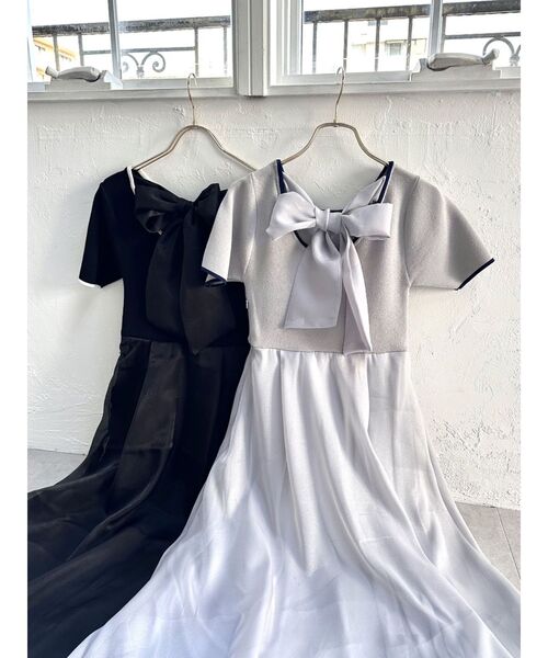 CALNAMUR（カルナムール）の「リボンシャイニーワンピース（ワンピース・レディース・アイボリー/ブラック/ライトブルー・FREE）」の21枚目の写真