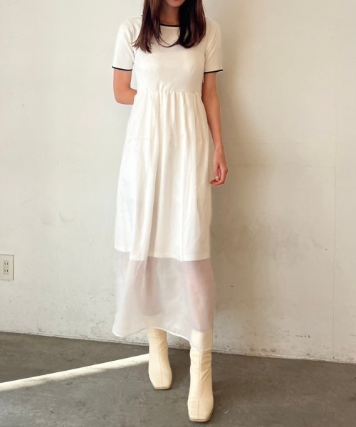 CALNAMUR（カルナムール）の「リボンシャイニーワンピース（ワンピース・レディース・アイボリー/ブラック/ライトブルー・FREE）」の7枚目の写真