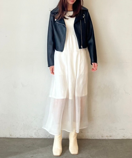 CALNAMUR（カルナムール）の「リボンシャイニーワンピース（ワンピース・レディース・アイボリー/ブラック/ライトブルー・FREE）」の9枚目の写真