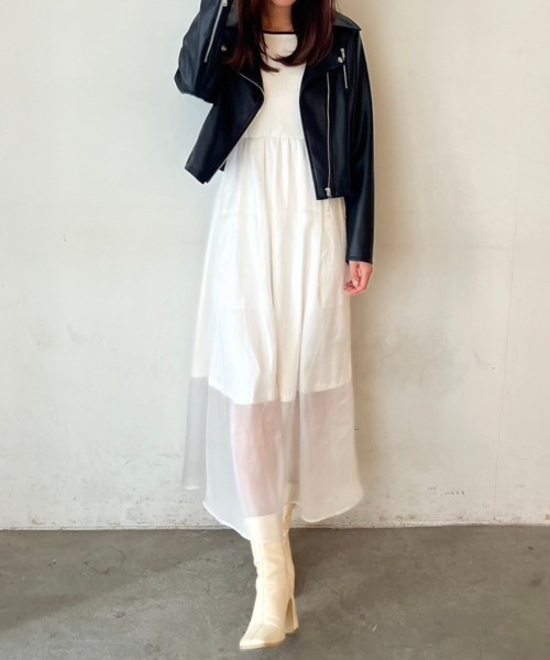 CALNAMUR（カルナムール）の「リボンシャイニーワンピース（ワンピース・レディース・アイボリー/ブラック/ライトブルー・FREE）」の11枚目の写真