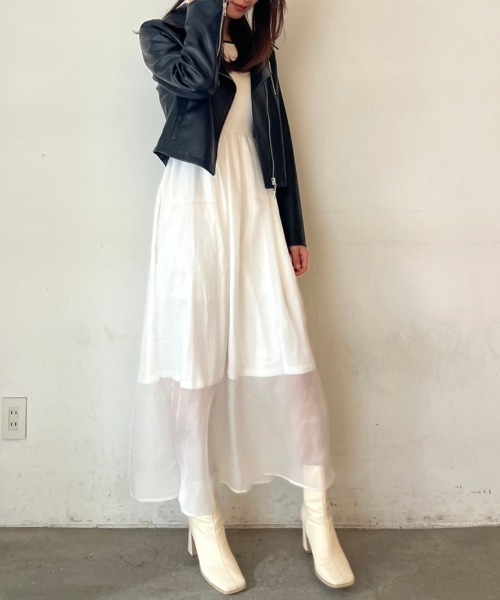 CALNAMUR（カルナムール）の「リボンシャイニーワンピース（ワンピース・レディース・アイボリー/ブラック/ライトブルー・FREE）」の12枚目の写真