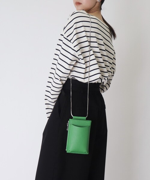 THE SHOP TK （ザ ショップ ティーケー ）の「◆ウォレットスマホミニショル【ヒルナンデス！で紹介】（ショルダーバッグ・レディース・ベージュ系その他2/ホワイト系8/アイボリー/ブラック/シルバー/ダークグリーン・00）」の5枚目の写真