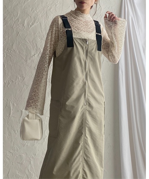 She's Closet(シーズクローゼット)の「シアーレースジャガードメロウフリル長袖プチハイネックトップス(Tシャツ/カットソー・レディース・ブルー/アイボリー/ブラック・FREE)」の10枚目の写真