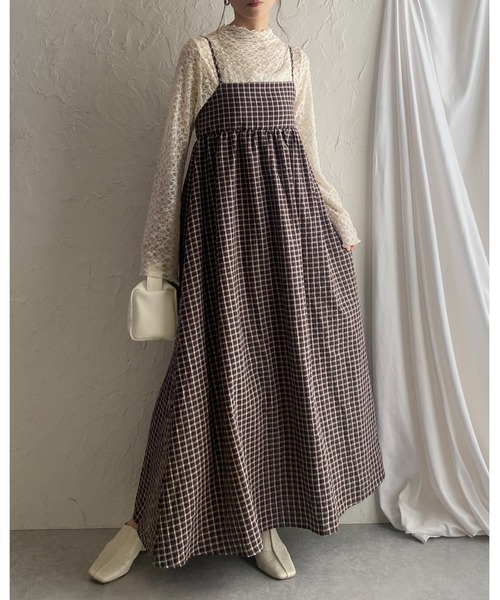 She's Closet(シーズクローゼット)の「シアーレースジャガードメロウフリル長袖プチハイネックトップス(Tシャツ/カットソー・レディース・ブルー/アイボリー/ブラック・FREE)」の12枚目の写真