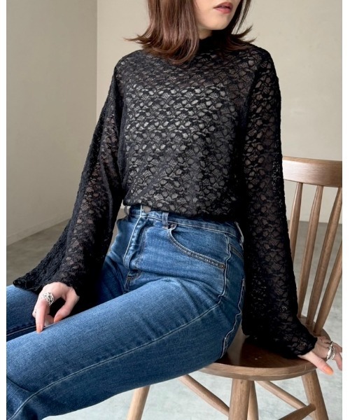 She's Closet(シーズクローゼット)の「シアーレースジャガードメロウフリル長袖プチハイネックトップス(Tシャツ/カットソー・レディース・ブルー/アイボリー/ブラック・FREE)」の22枚目の写真
