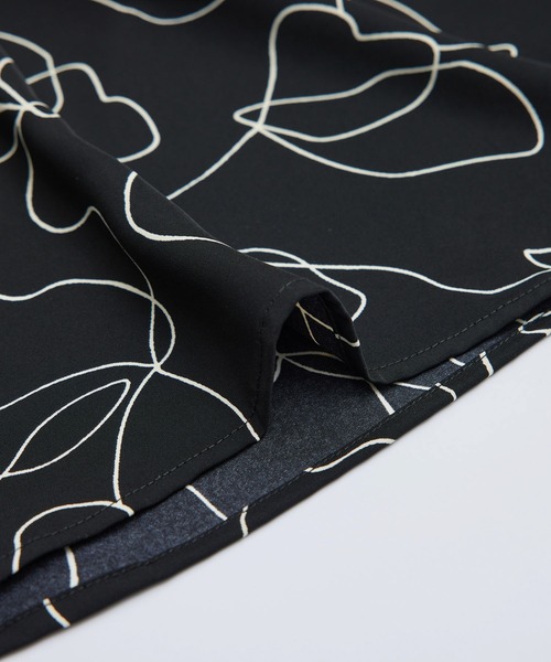 ROPE' PICNIC（ロペピクニック）の「線画プリントキャミソールワンピース（ワンピース・レディース・ブラック/オフホワイト・38）」の3枚目の写真