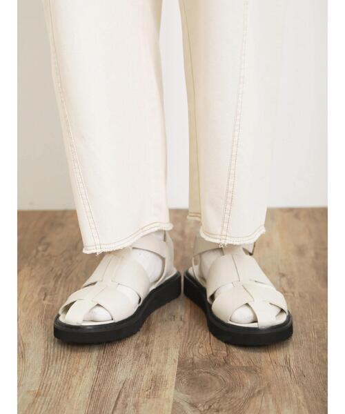 Samansa Mos2（サマンサ モスモス）の「【S/XLサイズ WEB限定】軽量グルカサンダル（サンダル・レディース・オフホワイト/ブラック・M/XL/S/L）」の16枚目の写真
