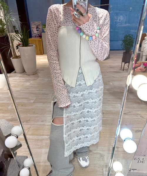 Alley by w closet（アリーバイダブルクローゼット）の「【Alley】コルセット風ビスチェ（キャミソール・レディース・オフホワイト/ブラック・FREE）」の6枚目の写真