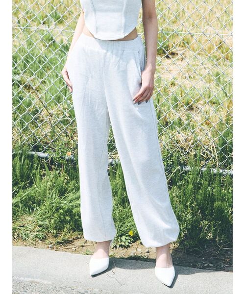 GYDA(ジェイダ)の「ワッフルルーズパンツ(スウェットパンツ・レディース・ライム/ブラック/ライトグレー・FREE)」の2枚目の写真