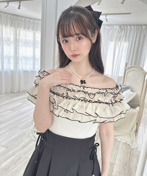 couture BY ROJITA（クチュールバイロジータ）の「配色メローフリルトップス（Tシャツ/カットソー・レディース・アイボリー/ブラック/ピンクベージュ・FREE）」の6枚目の写真