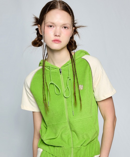 LUVISTRUE(ラヴイズトゥルー)の「BE WHAT YOU HOOD ZIP UP(パーカー・レディース・グリーン/ブラック/ブルー・FREE)」の1枚目の写真