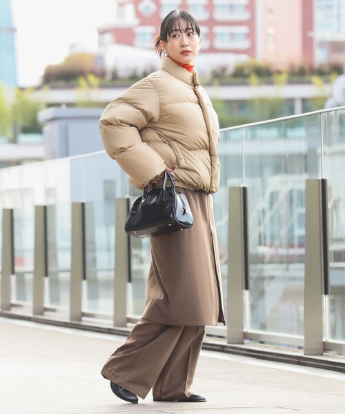 Ray BEAMS（レイビームス）の「GYMPHLEX / ダウン ショート ジャケット（ダウンジャケット/コート・レディース・ベージュ/ブラック・12/14）」の10枚目の写真