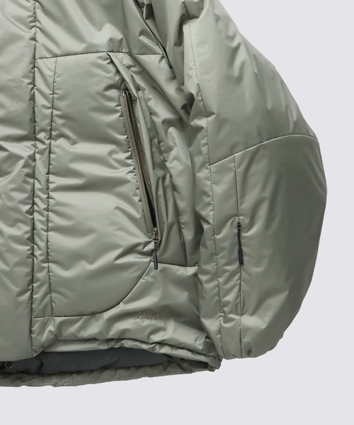 NANGA（ナンガ）の「[NANGA x FIDELITY] 3LAYER DOWN JACKET / ナンガコラボダウンジャケット（ダウンジャケット/コート・メンズ・オリーブ/ブラック・MEDIUM/LARGE）」の7枚目の写真