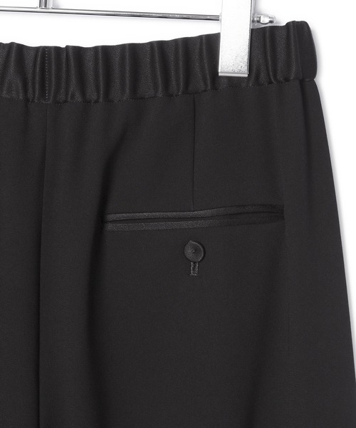 ROPE'(ロペ)の「バックサテンイージーパンツ(その他パンツ・レディース・ワイン/ブラック/レッド系その他/ベージュ系その他・38/36)」の15枚目の写真