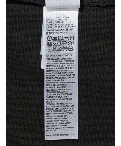 Levi's(リーバイス)の「Levi's/リーバイス ヴィンテージ バットウィング グラフィックTシャツ ブラック PECAN BAT(Tシャツ/カットソー・メンズ・ブラック・XL/L/M/S)」の2枚目の写真