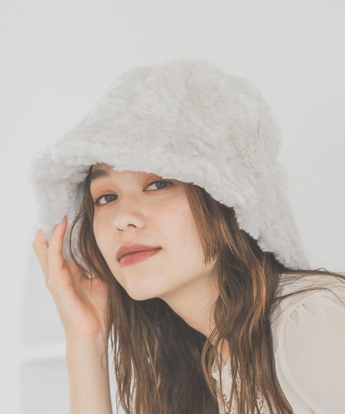 mysty woman（ミスティウーマン）の「ファーバケットハット 136172（ハット・レディース・グリーン/モカ/アイボリー/チャコールグレー・FREE）」の2枚目の写真