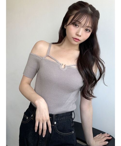 RESEXXY（リゼクシー）の「バストデザインニットトップス（ニット/セーター・レディース・ベージュ/グリーン/ブラック・FREE）」の7枚目の写真