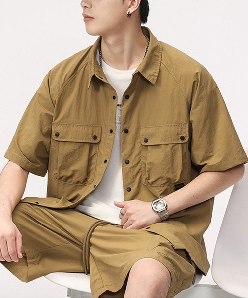 aimoha(アイモハ)の「aimoha outdoorユニセックス ポケット シャツ (SS)(シャツ/ブラウス・レディース・オフホワイト/ネイビー/ベージュ・SMALL/MEDIUM/LARGE)」の2枚目の写真