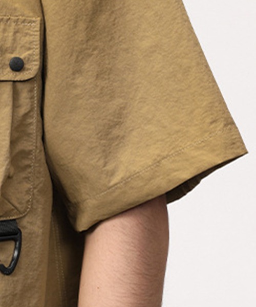 aimoha(アイモハ)の「aimoha outdoorユニセックス ポケット シャツ (SS)(シャツ/ブラウス・レディース・オフホワイト/ネイビー/ベージュ・SMALL/MEDIUM/LARGE)」の8枚目の写真